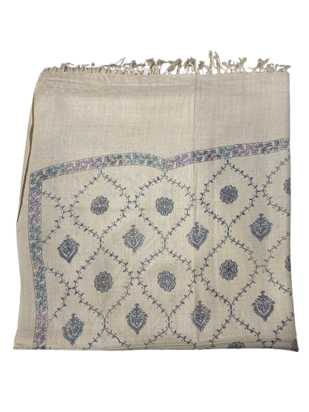 Women’s Woolen Shawl – Warm Winter Wrap | Handmade Chitrali Craft – Premium Winter Shawl